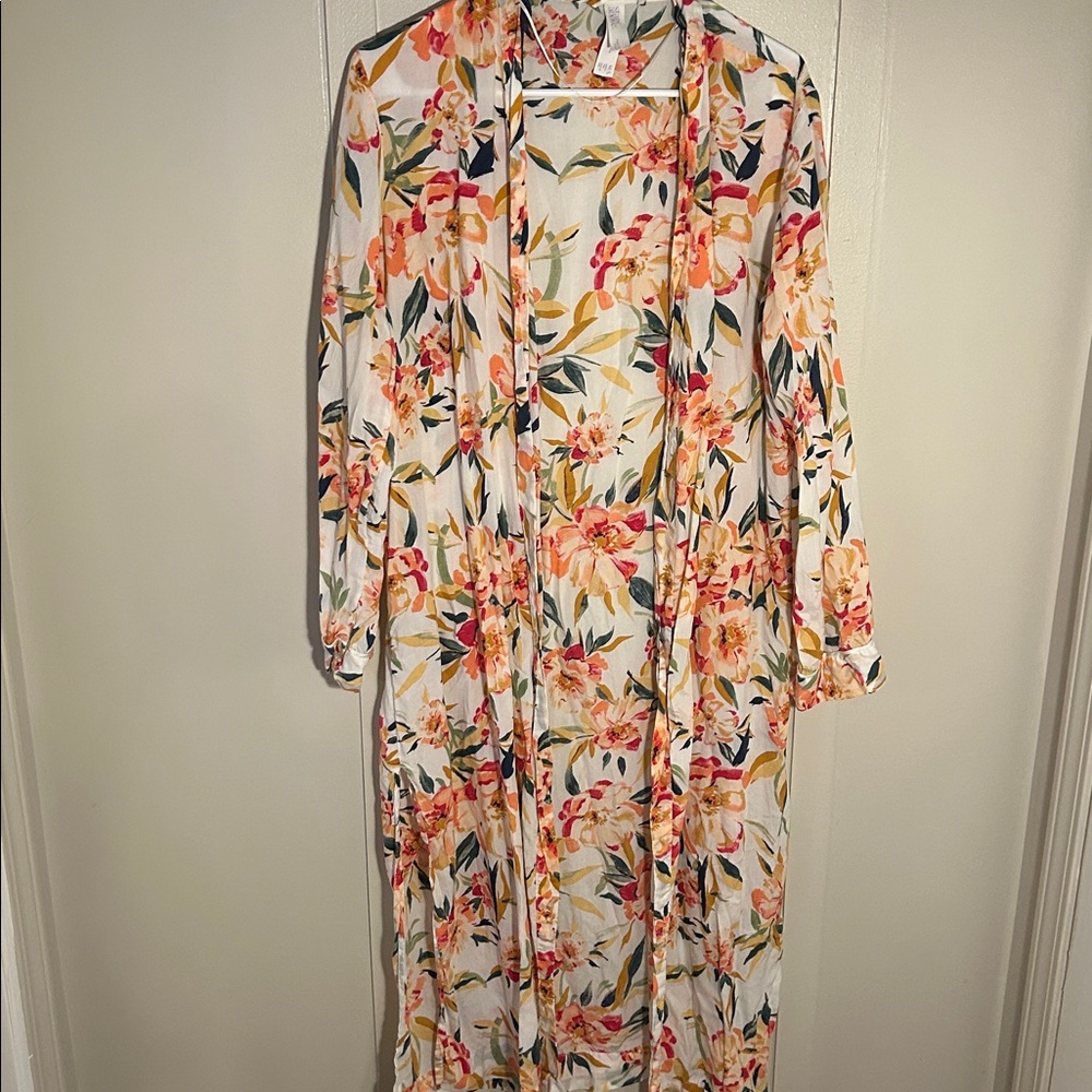 Lightweight Floral Robe/Kimono (missing Tie)